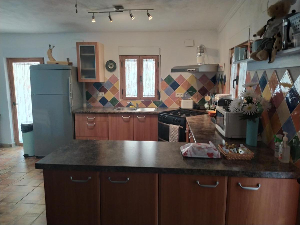 La Casa Del Ingles Villa Montefrio Luaran gambar